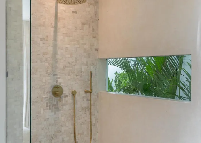 Lilu : Stunning 1br Close To Villa