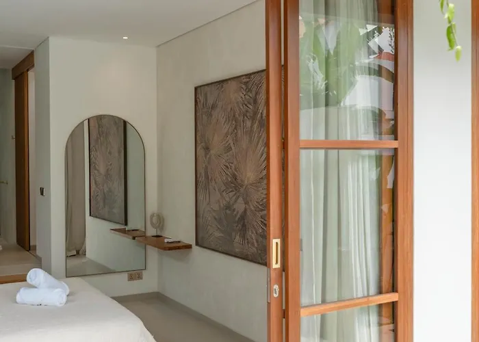 Lilu : Stunning 1br Close To * Canggu (Bali)