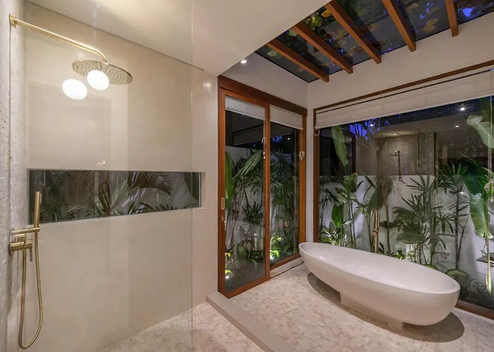 Lilu : Stunning 1br Close To *